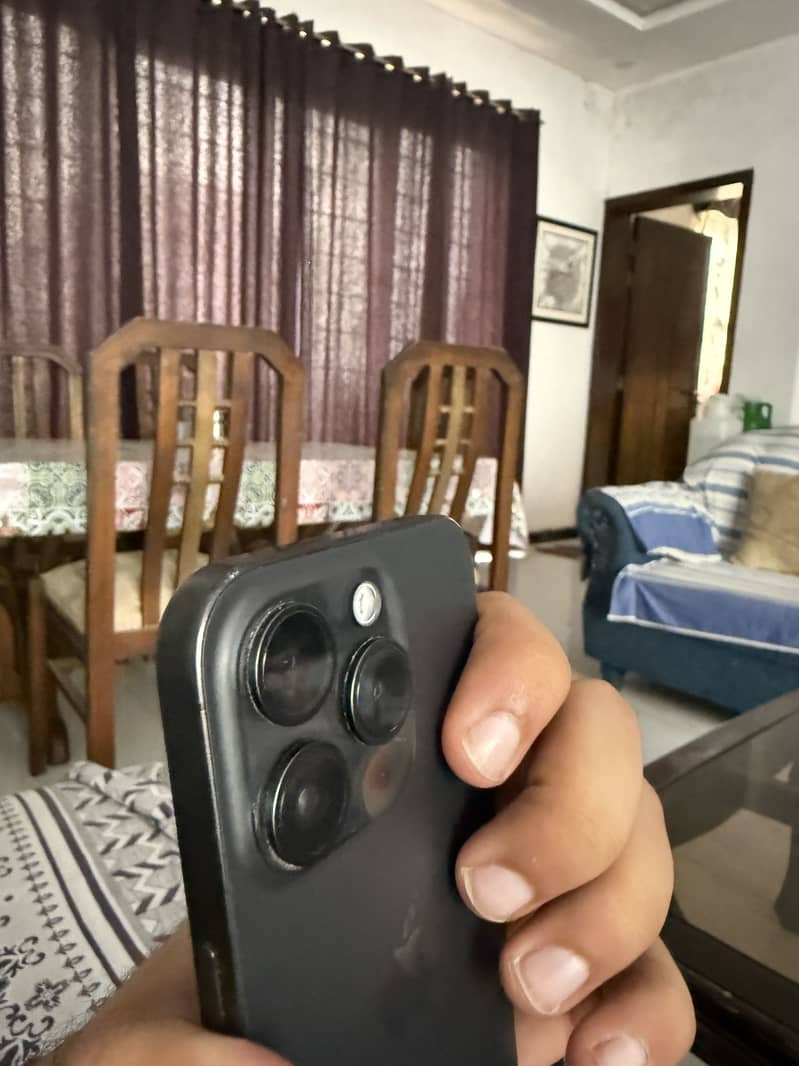 Apple iPhone 15 Pro 7
