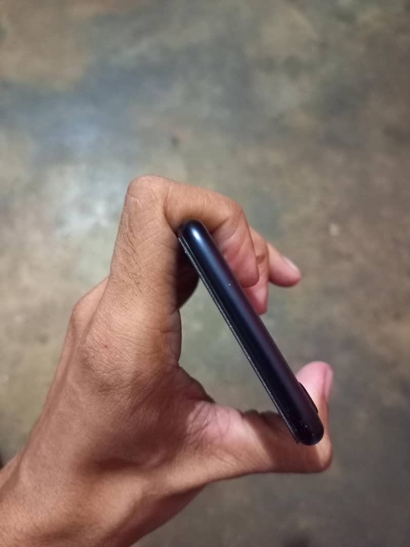 Apple iPhone SE 3