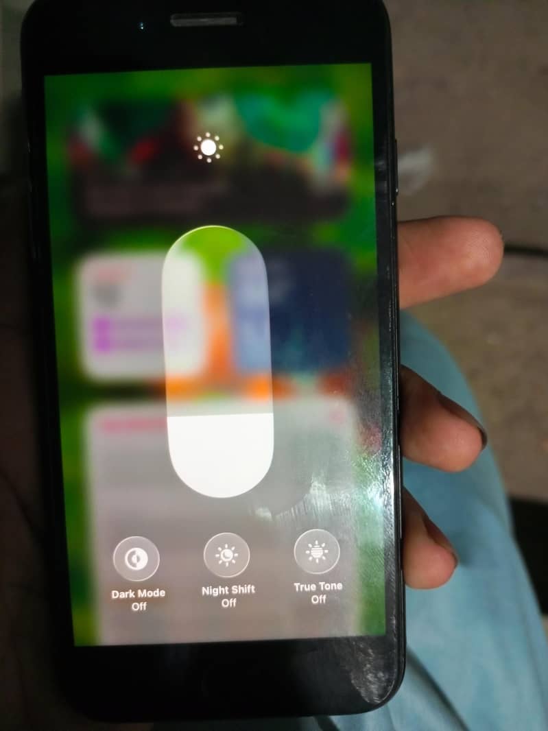 Apple iPhone SE 7