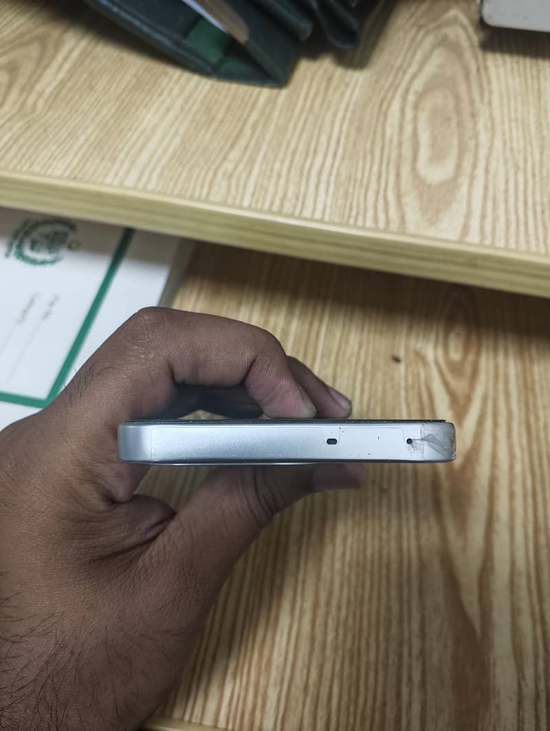 OPPO A6s pro 3