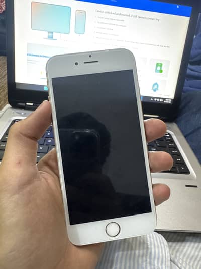 Apple iPhone 6