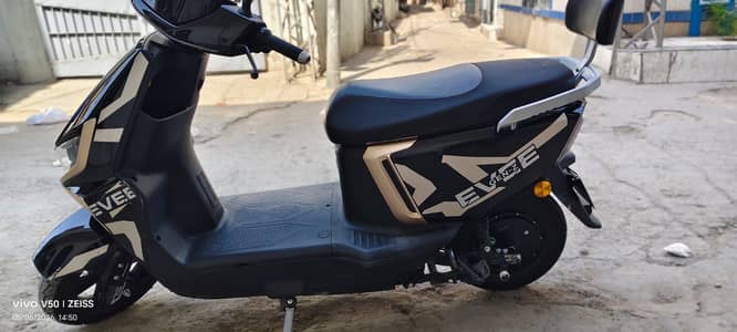 Evee Gen-Z electric scooty