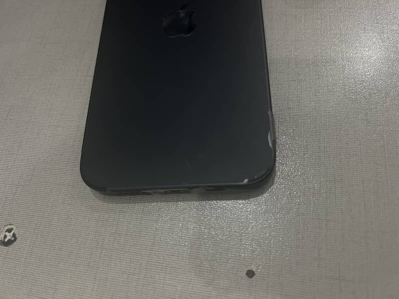 Apple iPhone 12 3
