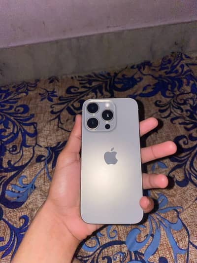 Apple iPhone 15 Pro