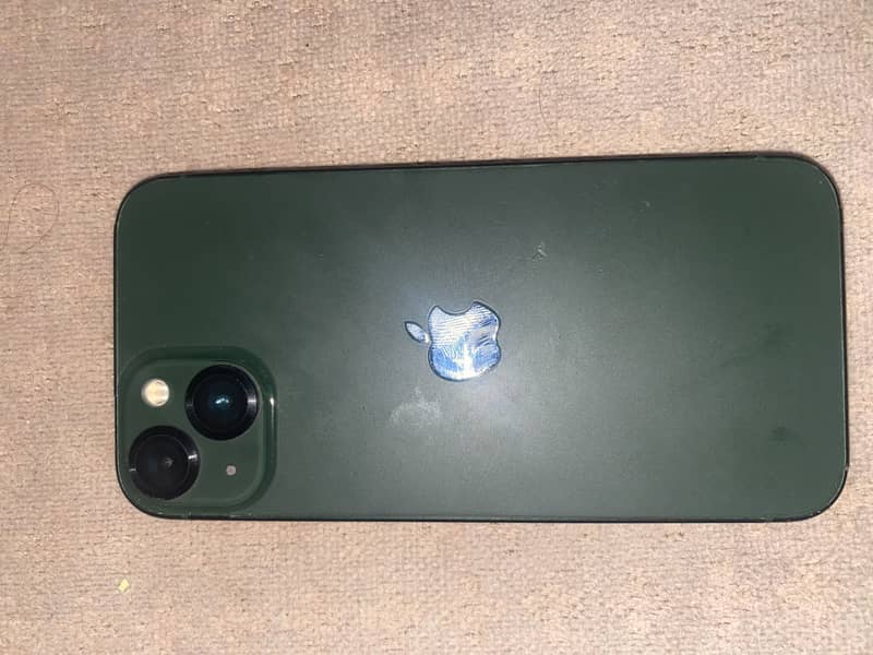 Apple iPhone 13 4