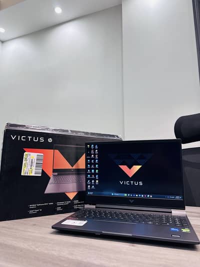 HP Vicus (15-FA2082WM)