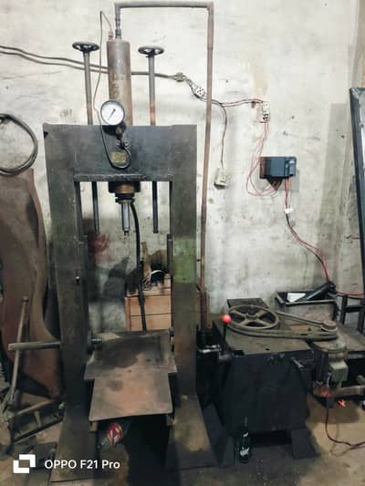 Hydraulic Press for sale