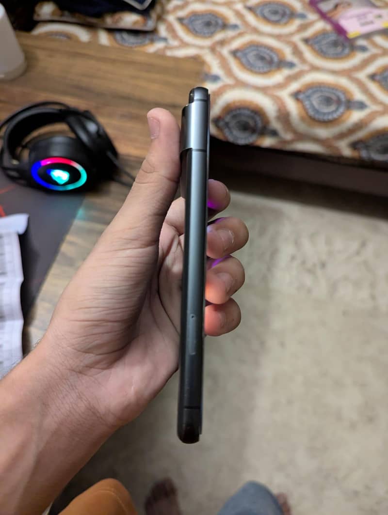 Google Pixel 8 1