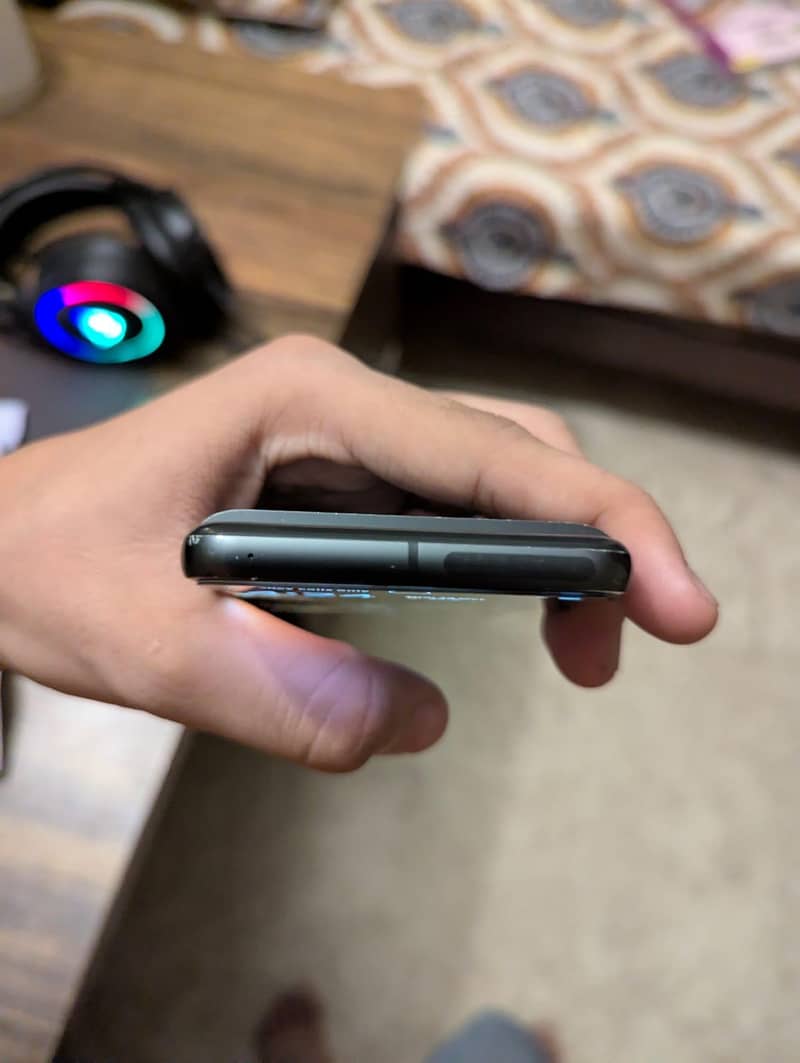 Google Pixel 8 3