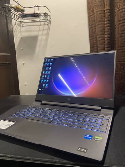 HP Victus 15