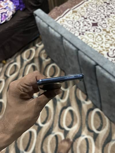 Vivo V21e