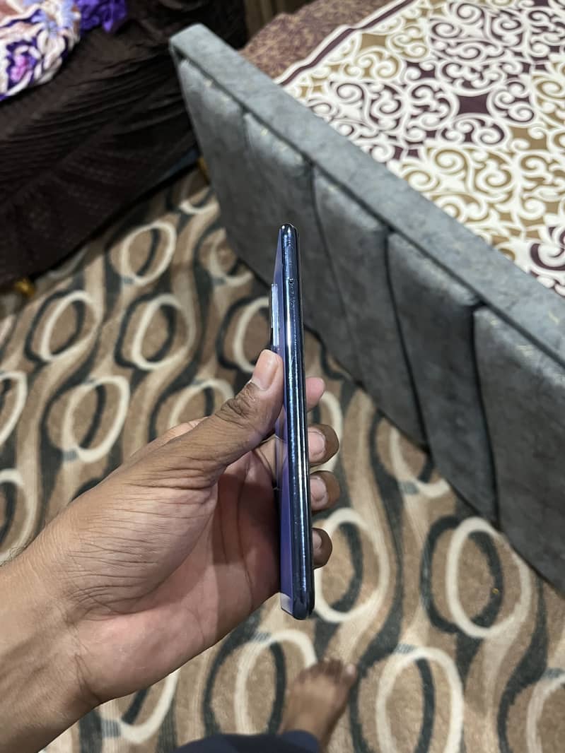 Vivo V21e 3