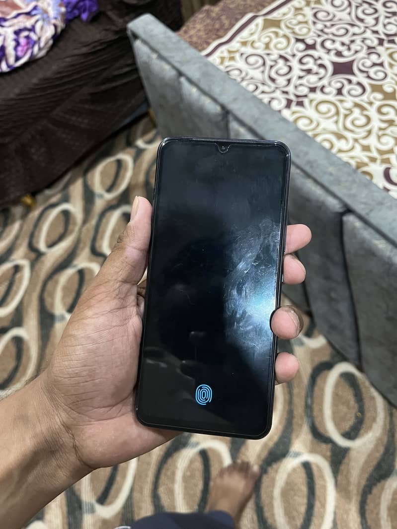 Vivo V21e 5
