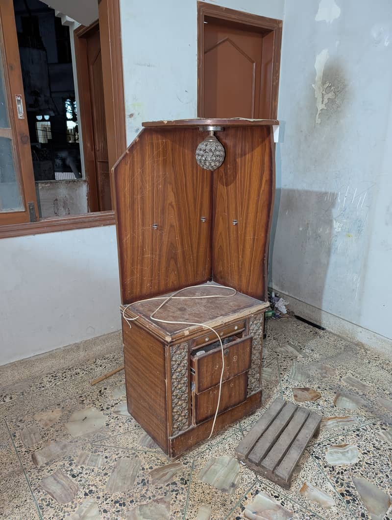 Side tables with lamp 1