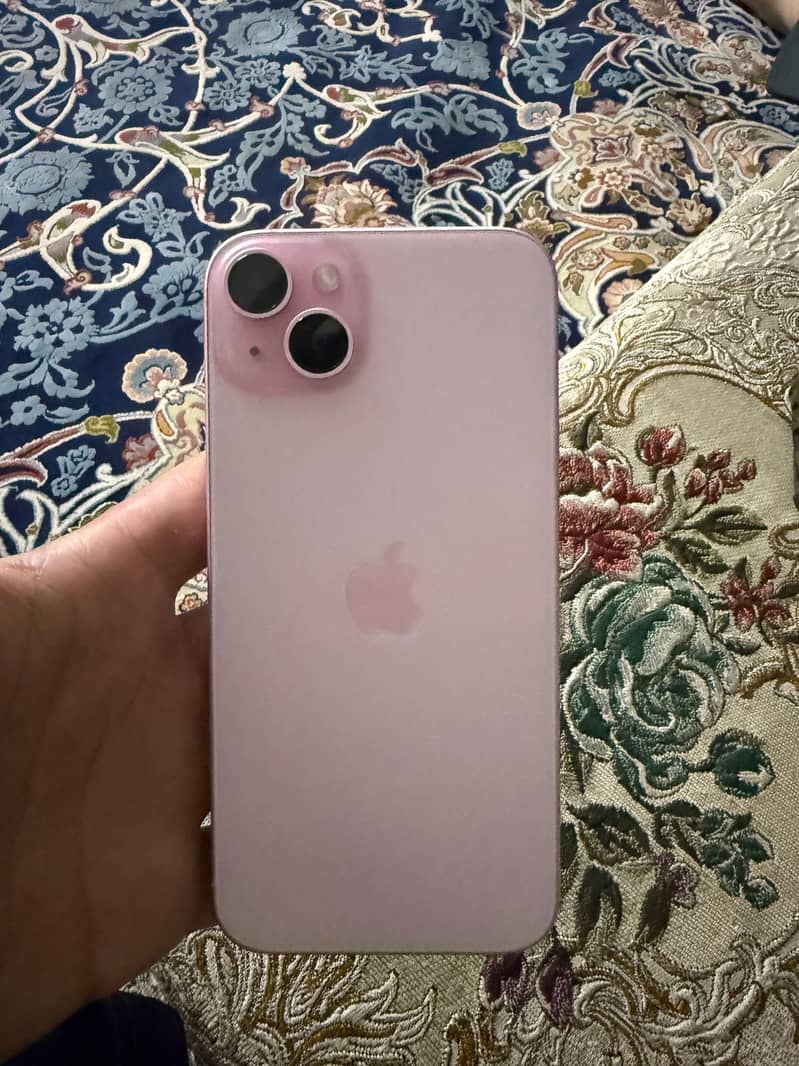 Apple iPhone 15 plus 1