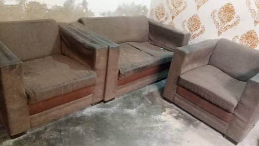 4 seetr sofa