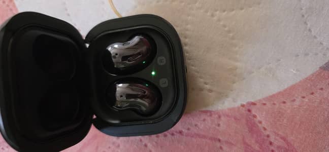 samsung airbuds