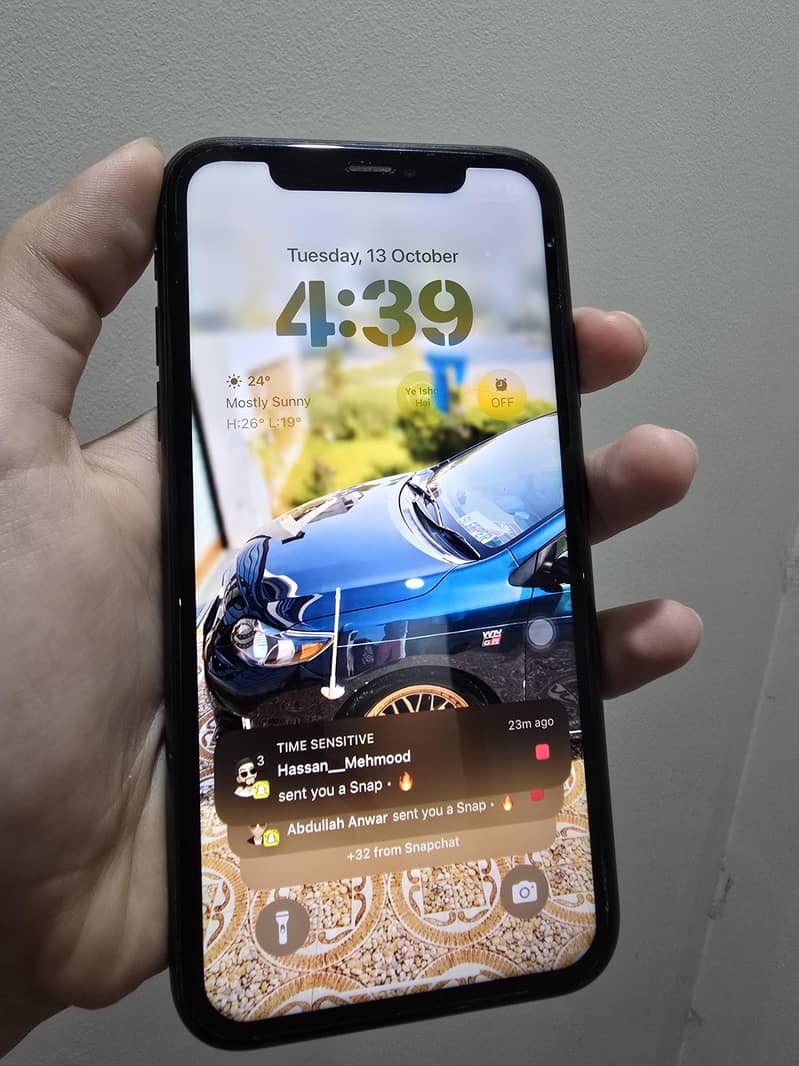 Apple iPhone 11 3
