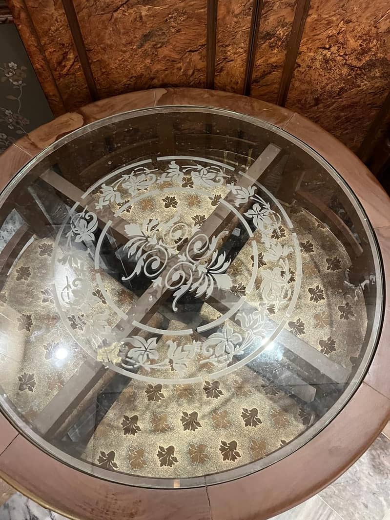 round dining table 4 seater 1