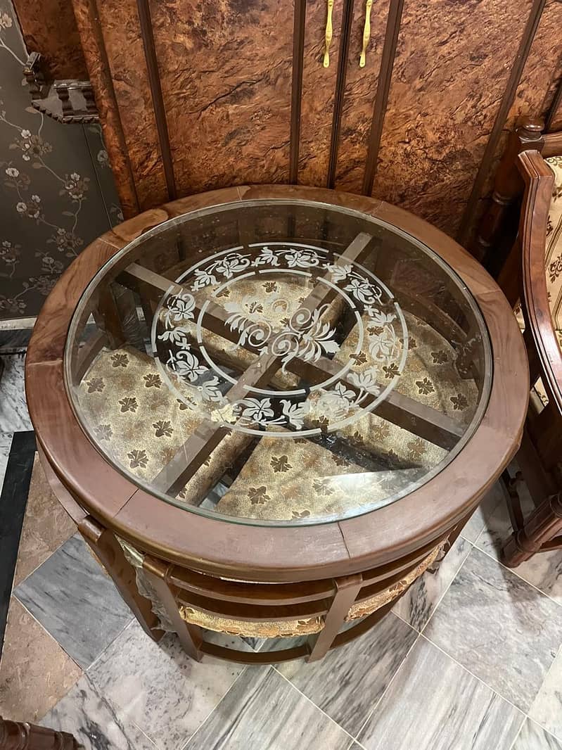 round dining table 4 seater 2