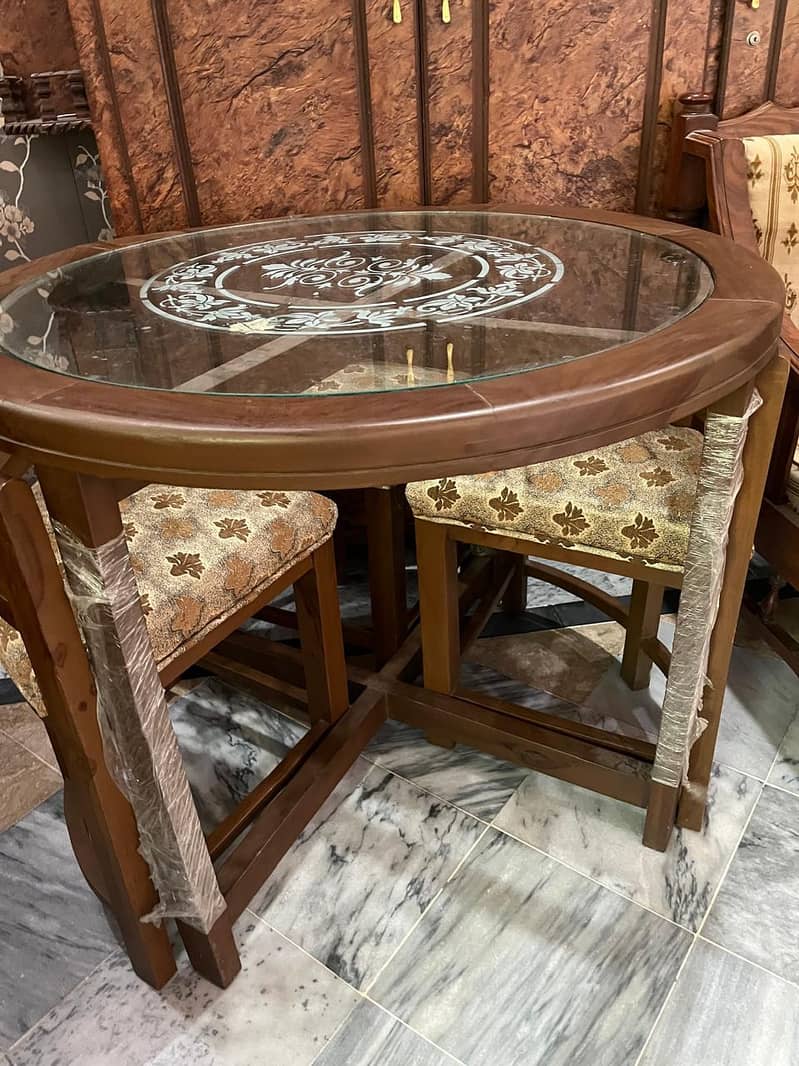 round dining table 4 seater 7