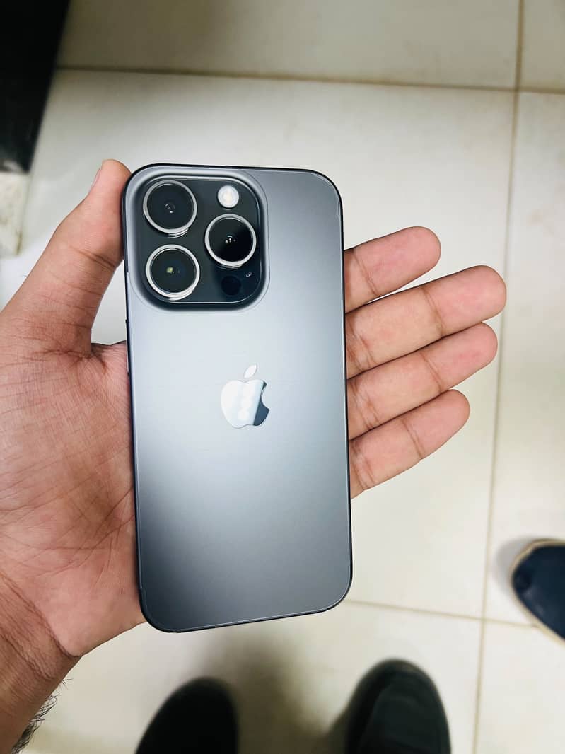 Apple iPhone 15 Pro 1