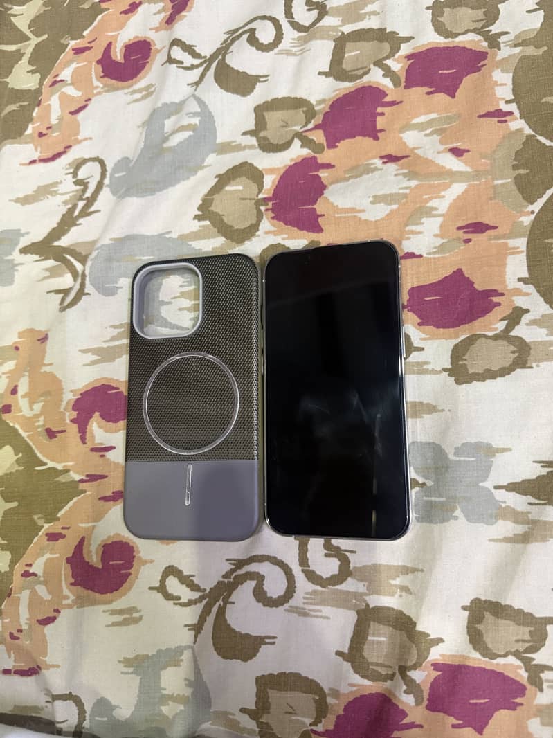 Apple iPhone 13 Pro 1