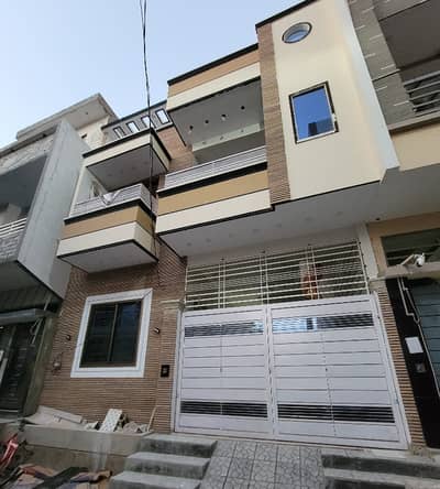 A Prime Residential Opportunity in Punjabi Saudagar Multi-purpose Cooperative Housing Society, Sector 25-A, Scheme 33