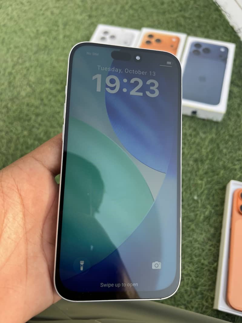 Apple iPhone 17 Pro Max 6