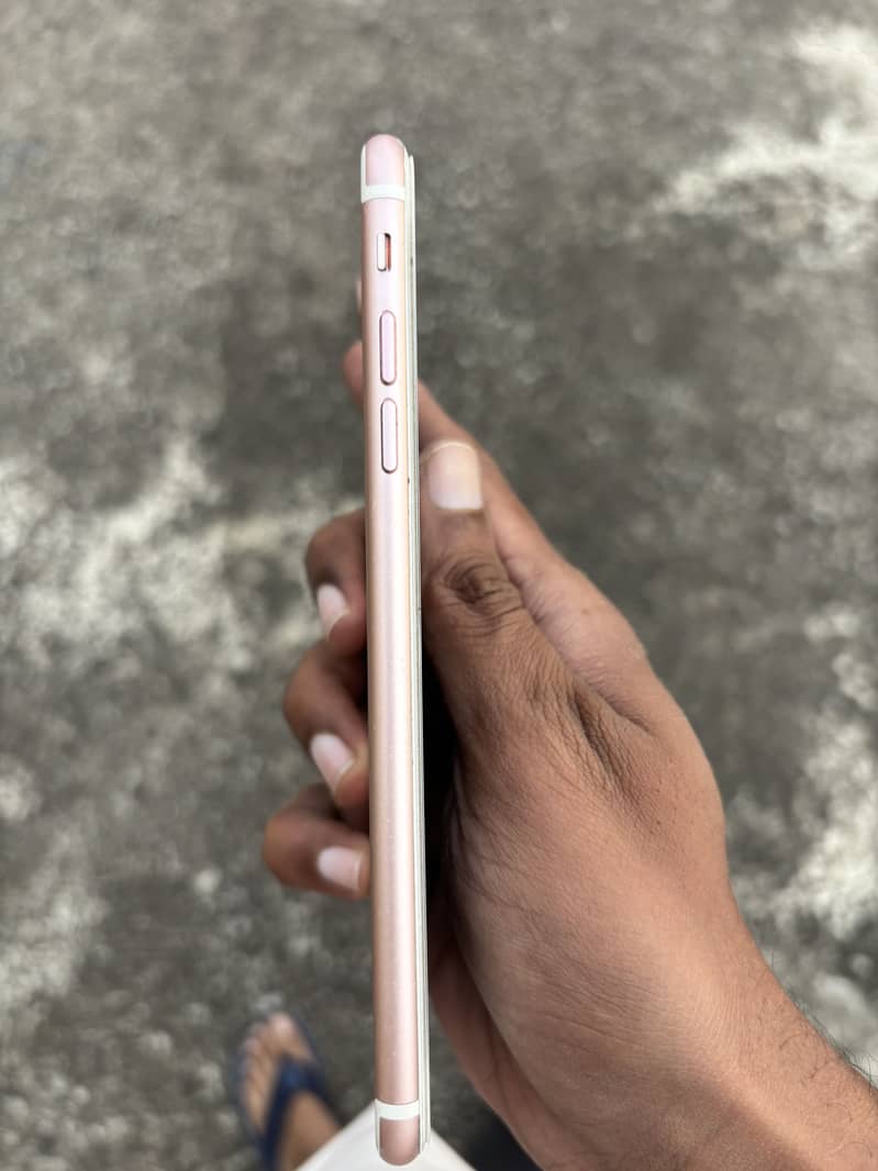 Apple iPhone 7 Plus 7