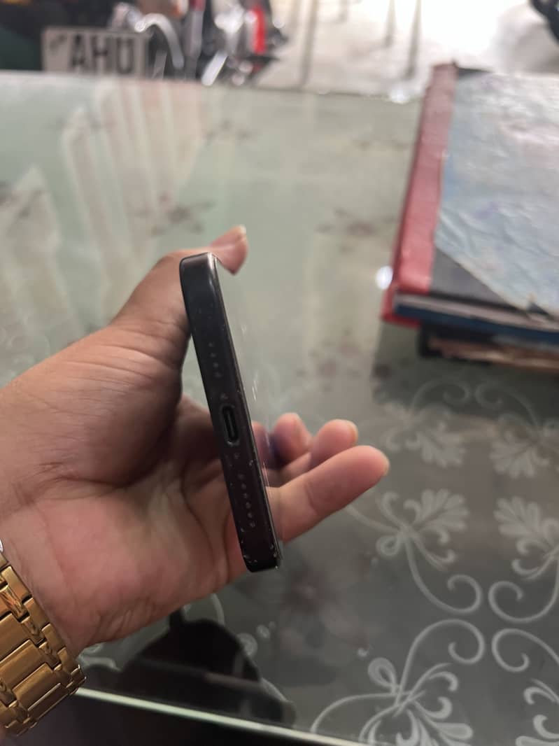 Apple iPhone 15 plus 1