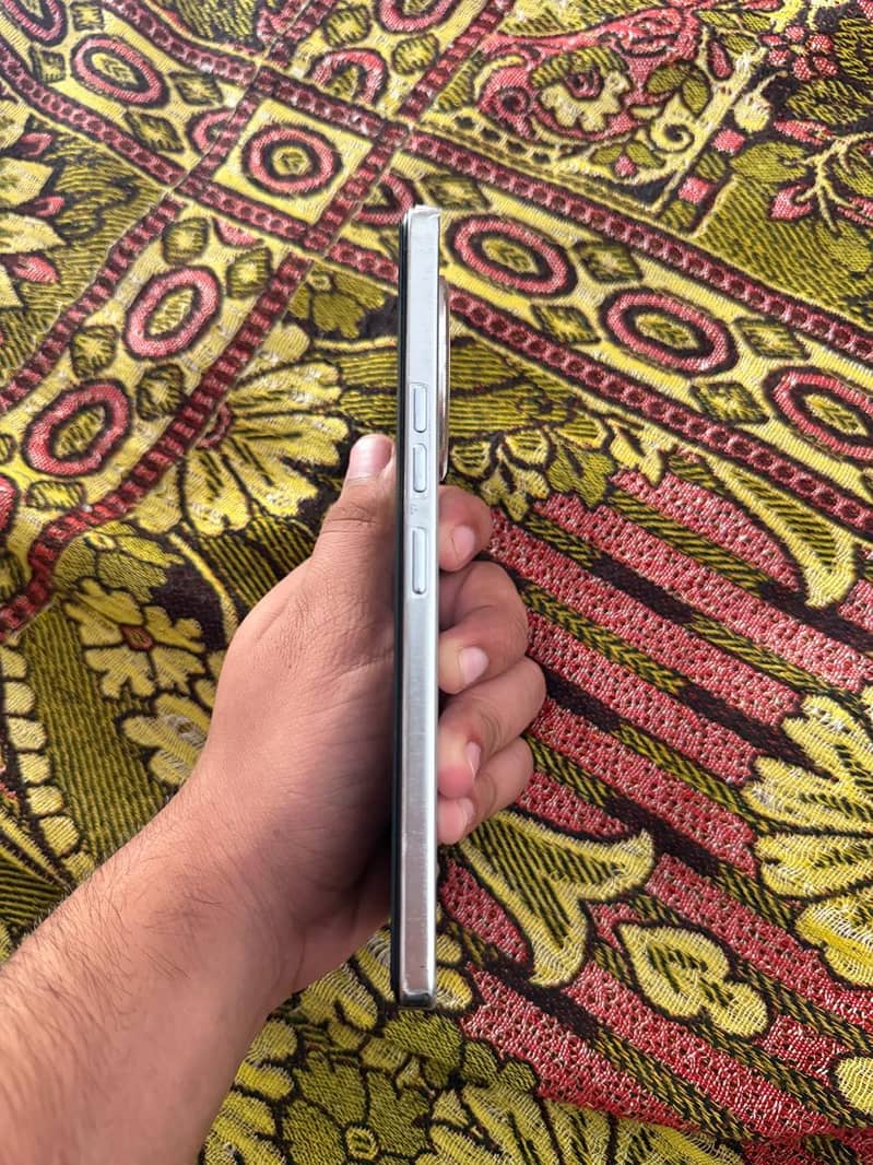 Tecno CAMON 30 4