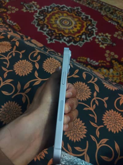 Apple iPhone 14