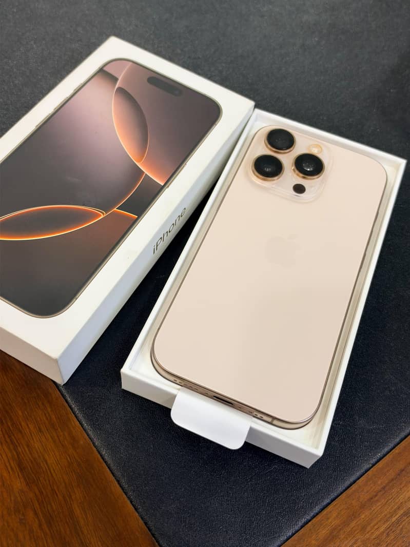 Apple iPhone 16 Pro 0