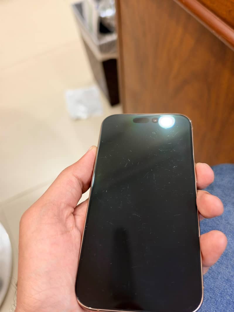 Apple iPhone 16 Pro 5