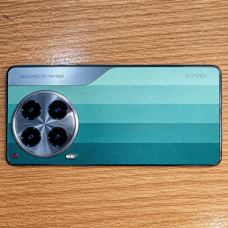 Tecno CAMON 30 0