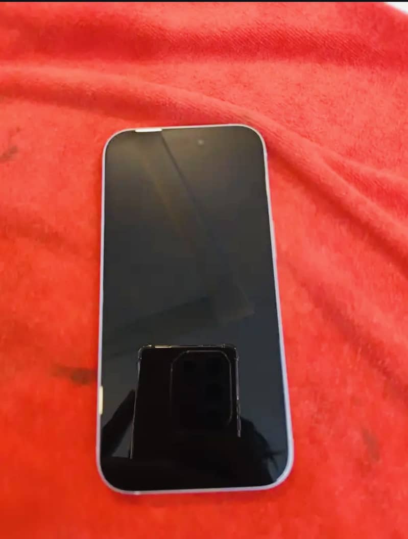 Apple iPhone 15 plus 1