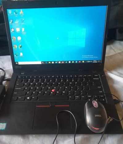Core i5 8th Gen 8GB RAM 256 SSD 7,8 Hour Battery 10/10 Condition