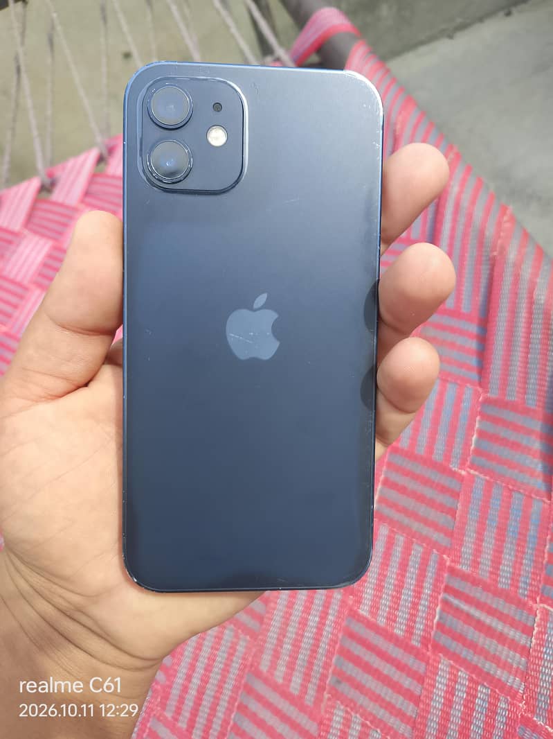 Apple iPhone 12 2