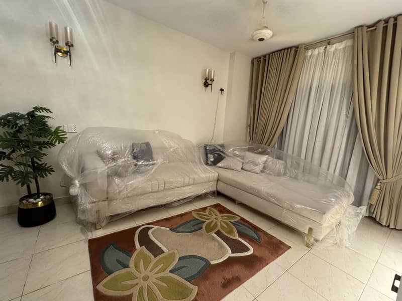 L shaped Sofa 0