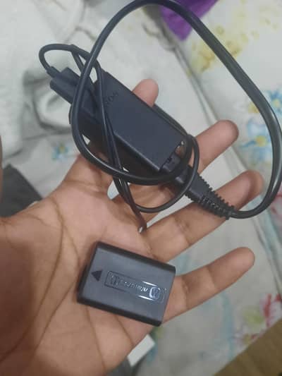 Sony zv e 10 with kit lens and box
