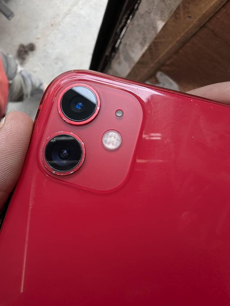 Apple iPhone 11 0