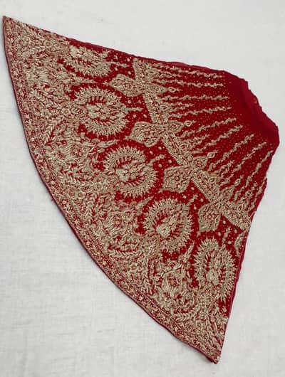 Red bridal legends medium 10/10 Lahore