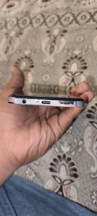 Infinix Hot 40