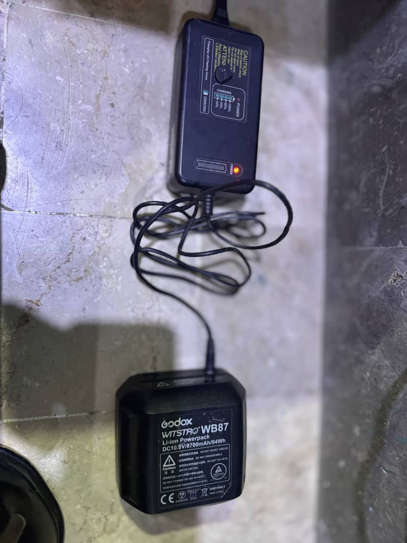 Godox strobe light 600bm 2