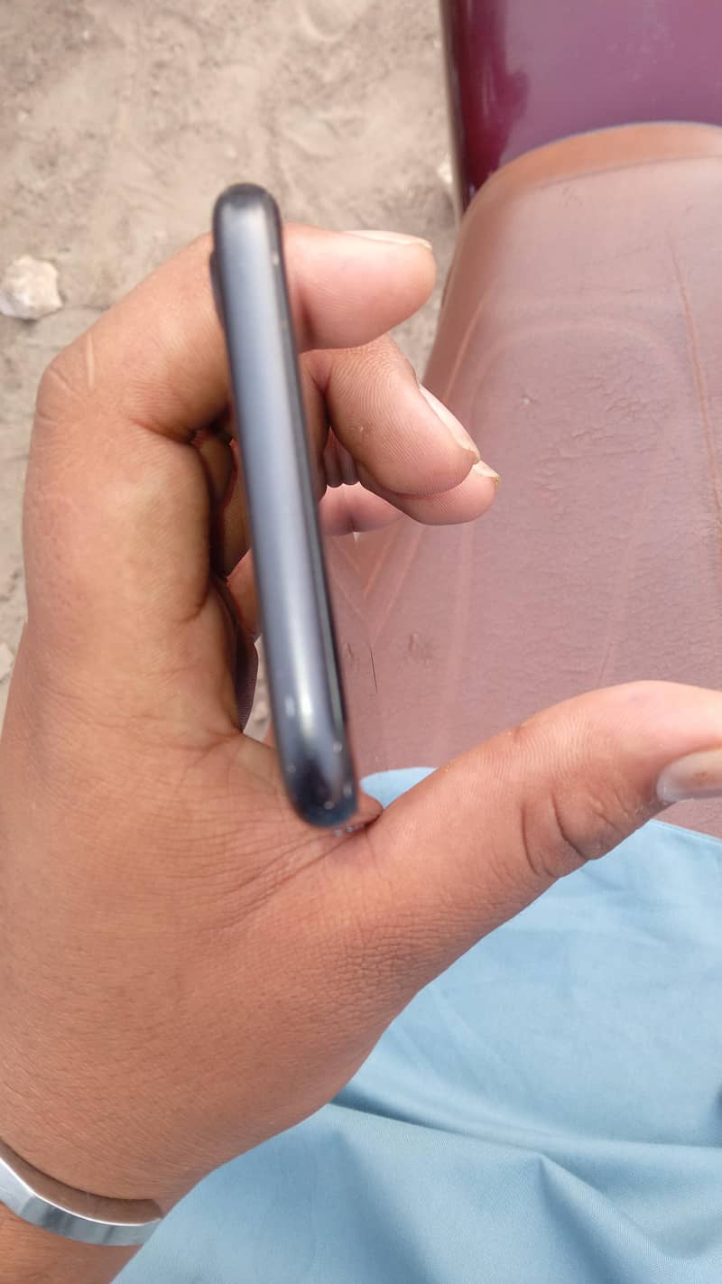 Apple iPhone 7 2