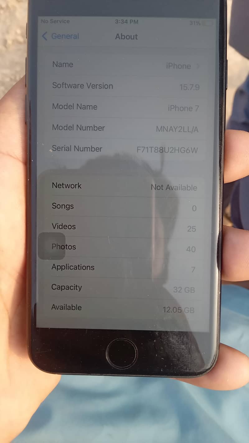 Apple iPhone 7 4