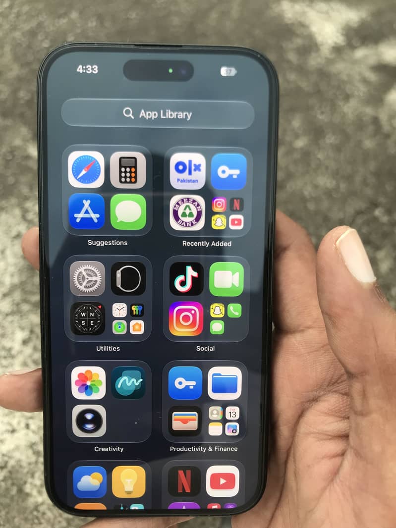 Apple iPhone 15 JV 7