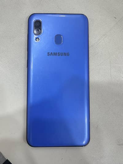 Samsung Galaxy A30 4/64GB PTA Approved - Clean Condition 8/10
