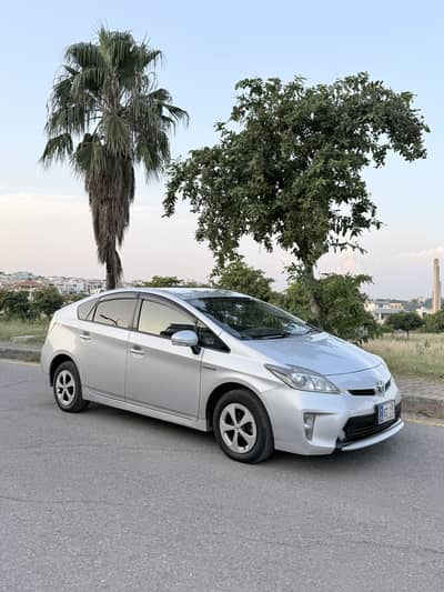 Toyota Prius S Led 2014 Model 2018 Import 3.5 Grade Total Genuine